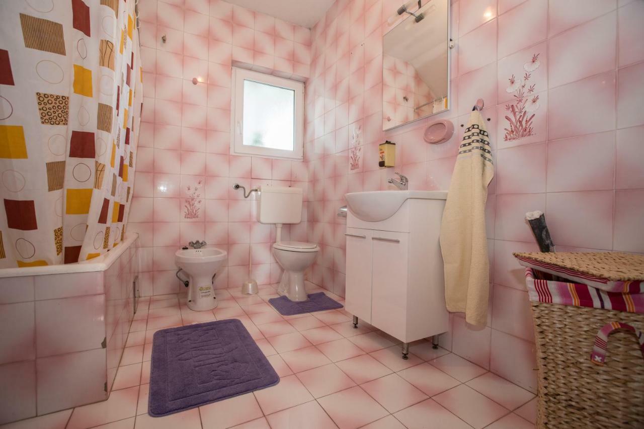 Apartments Renata Kampor Eksteriør billede