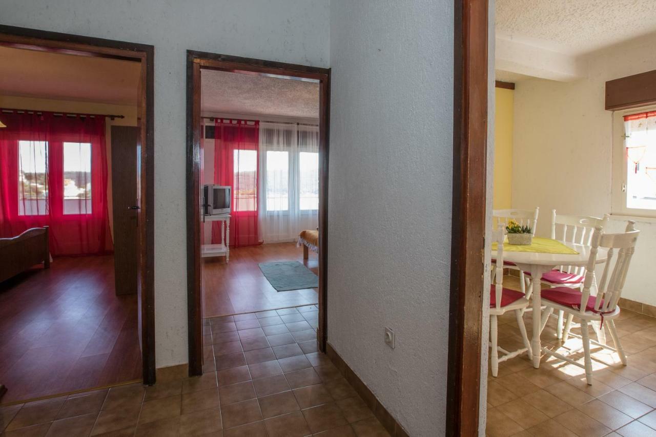 Apartments Renata Kampor Eksteriør billede